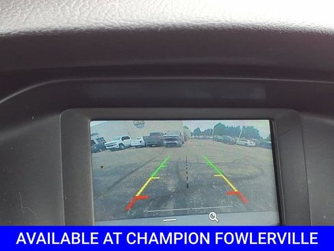 Used 2018 Ford Focus SE w/ SE Appearance Package FWD image 25