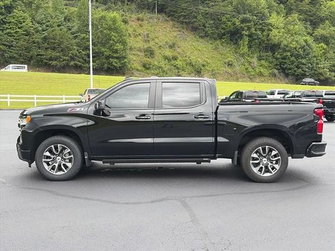 Used 2025 Chevrolet Silverado 1500 RST AWD/4WD image 2