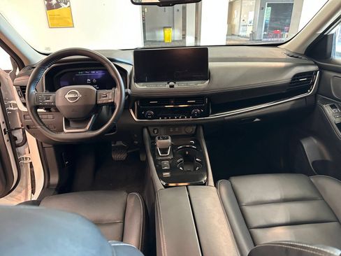 Used 2026 Nissan Rogue SL FWD image 35