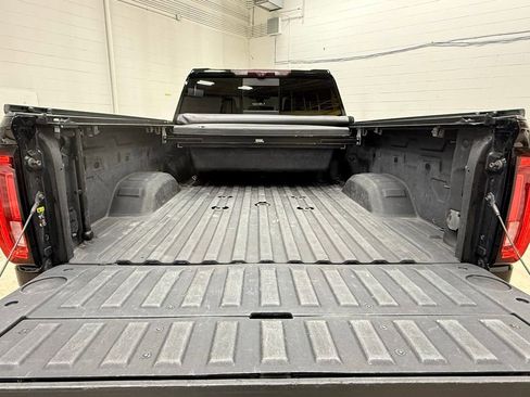 Used 2021 GMC Sierra 2500 AT4 w/ AT4 Preferred Package AWD/4WD image 26