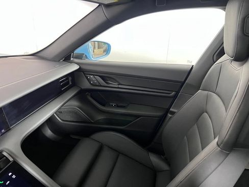 Certified 2023 Porsche Taycan 4S AWD/4WD image 30