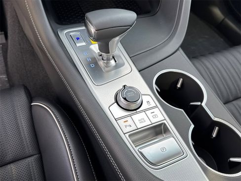 New 2026 Genesis G70 2.5T Prestige image 31