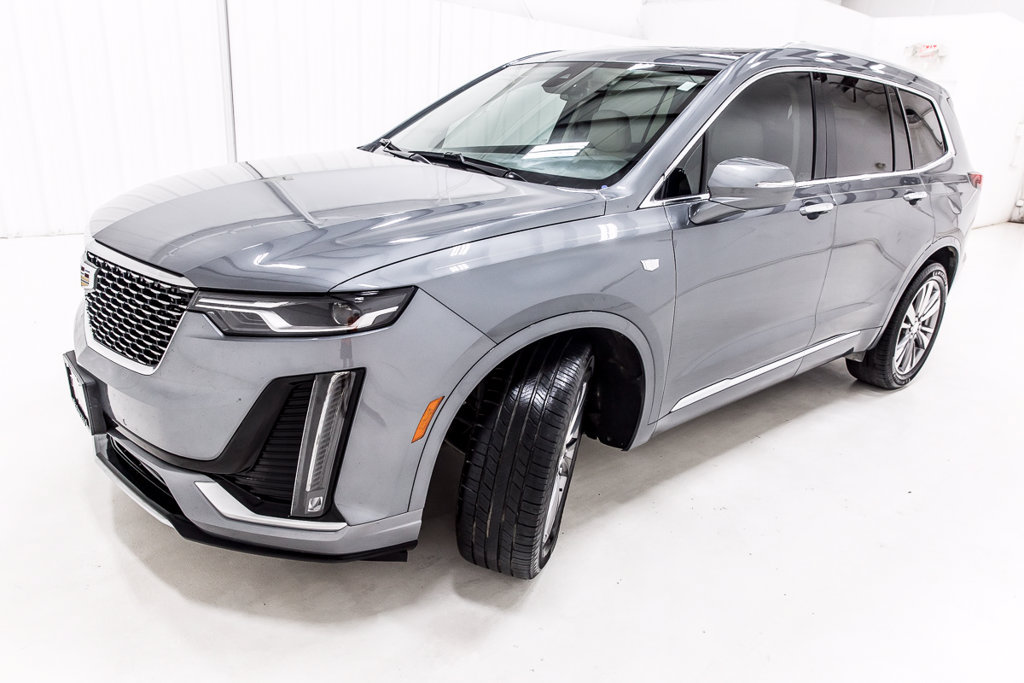 Used 2022 Cadillac XT6 Premium Luxury FWD image 2