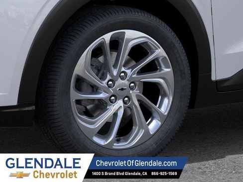 New 2027 Chevrolet Bolt LT w/ Comfort Package FWD image 9