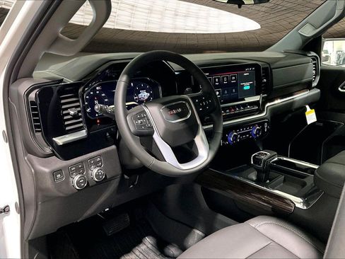 New 2026 GMC Sierra 1500 Elevation w/ Elevation Premium Package AWD/4WD image 9