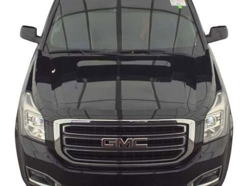 Used 2020 GMC Yukon XL SLE w/ Convenience Package RWD image 2