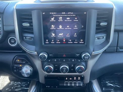 Used 2019 RAM 1500 Laramie AWD/4WD image 25