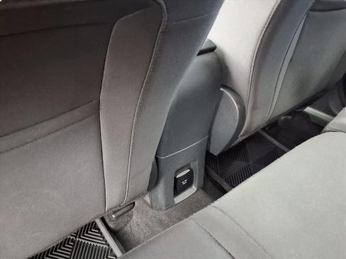 Used 2018 Ford EcoSport SE w/ SE Convenience Package image 33