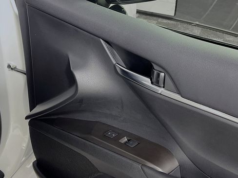 Used 2024 Toyota Camry SE FWD image 32