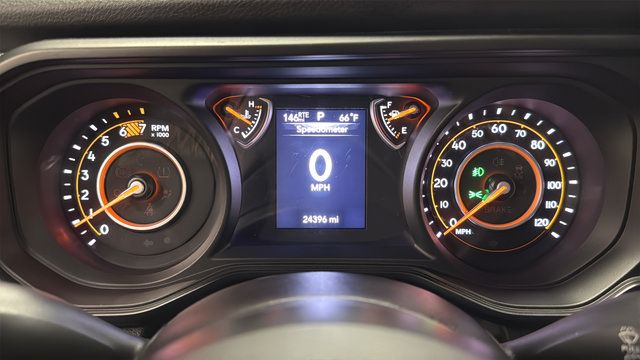 Used 2024 Jeep Wrangler Unlimited Sport AWD/4WD image 16