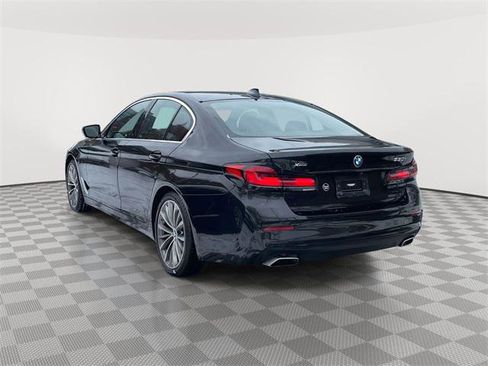 Used 2022 BMW 530i xDrive w/ Convenience Package image 4