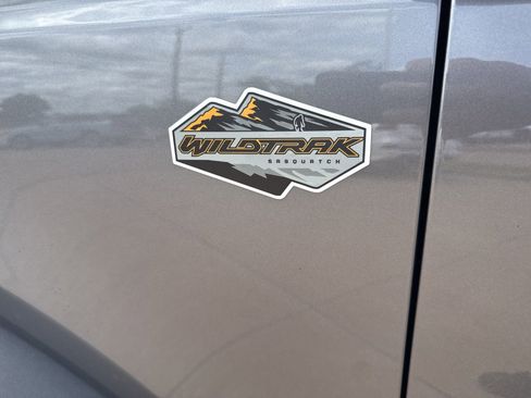 Used 2024 Ford Bronco Wildtrak AWD/4WD image 11