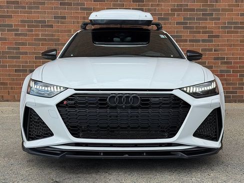 Used 2022 Audi RS 6 AWD/4WD image 10