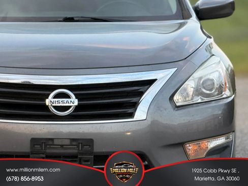 Used 2015 Nissan Altima 2.5 S w/ Special Edition Package FWD image 12