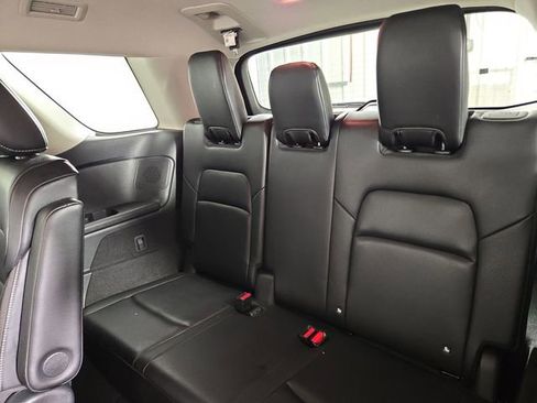 Used 2024 Nissan Pathfinder SL w/ SL Premium Package image 17