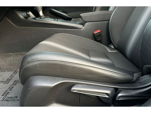 Used 2025 Honda Civic Sport image 12