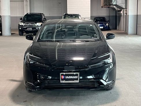 New 2026 Toyota Prius Plug-In Hybrid FWD image 3