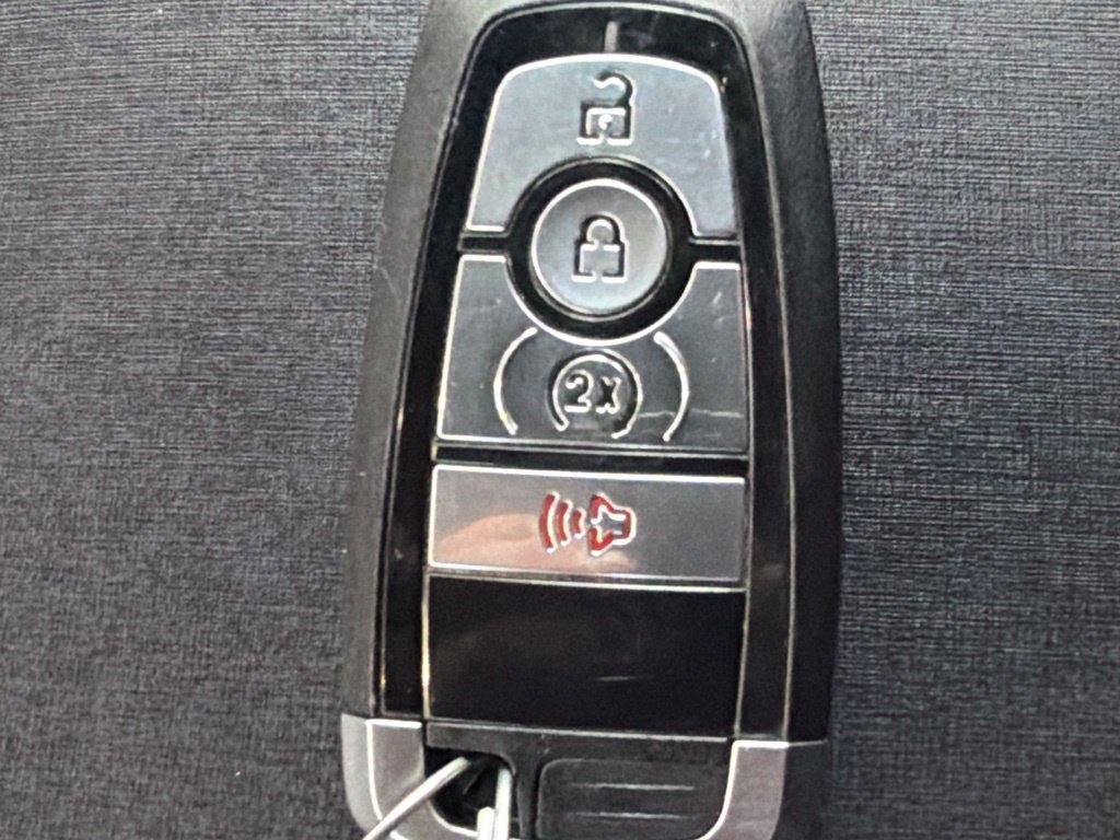 Used 2024 Ford Bronco Black Diamond AWD/4WD image 24