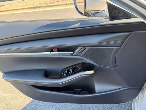 Certified 2025 MAZDA MAZDA3 s image 29