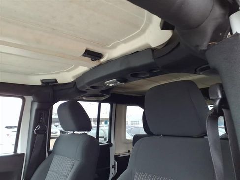 Used 2011 Jeep Wrangler Unlimited Sport image 17