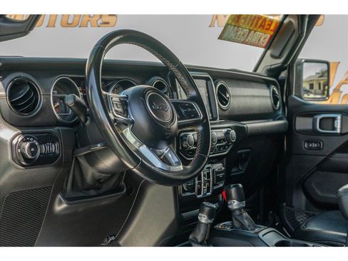 Used 2021 Jeep Wrangler Unlimited Sahara AWD/4WD image 33