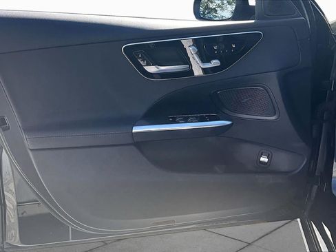 Used 2022 Mercedes-Benz C 300 Sedan image 21