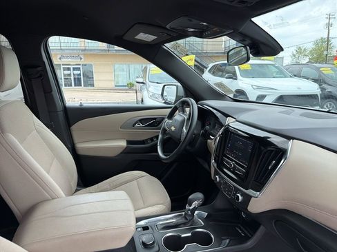 Used 2023 Chevrolet Traverse LT w/ LPO, Cargo Package image 15