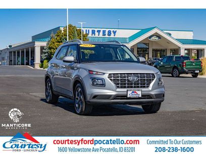 Used 2021 Hyundai Venue SEL w/ Cargo Package