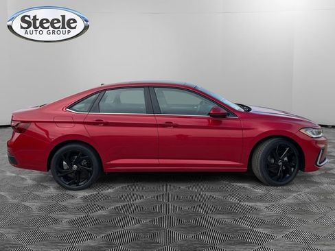 New 2026 Volkswagen Jetta SE image 6