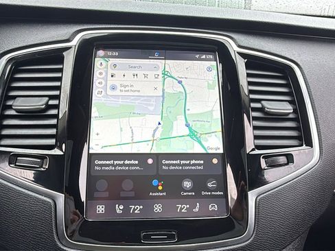 Certified 2024 Volvo XC90 T8 Plus w/ Protection Package Premier image 19