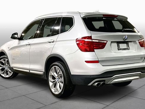Used 2017 BMW X3 xDrive28i image 11