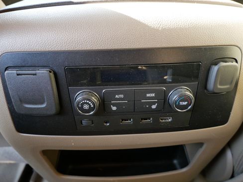 Used 2020 Chevrolet Tahoe Premier image 13