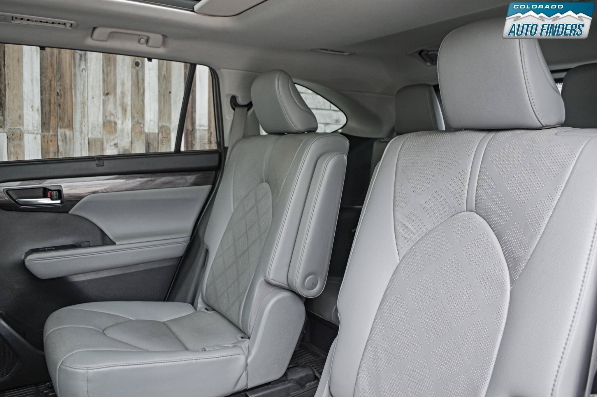 Used 2021 Toyota Highlander Platinum AWD/4WD image 27