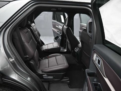 New 2026 Ford Explorer Platinum image 18