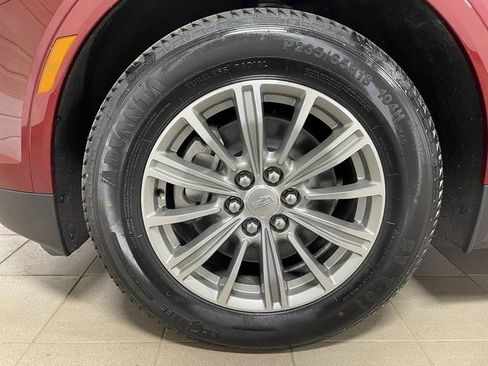 Used 2017 Cadillac XT5 Luxury w/ Driver Awareness Package AWD/4WD image 7