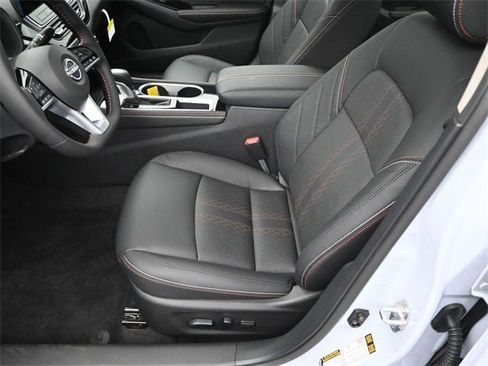 New 2025 Nissan Altima 2.5 SR image 25