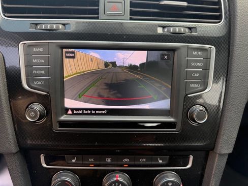 Used 2017 Volkswagen GTI S image 30