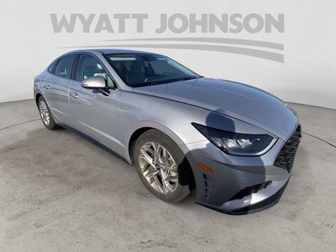Used 2023 Hyundai Sonata SEL FWD image 12