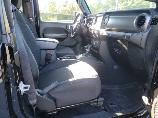 Used 2022 Jeep Wrangler Sport AWD/4WD image 24