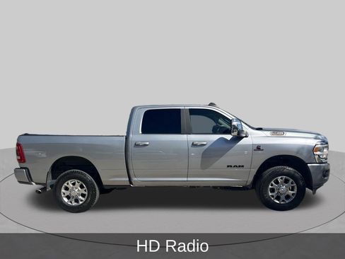 Used 2024 RAM 2500 Laramie AWD/4WD image 7