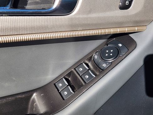 New 2026 Ford Explorer Active image 22