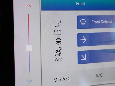 Used 2023 Jeep Grand Cherokee L Limited w/ Luxury Tech Group II image 29