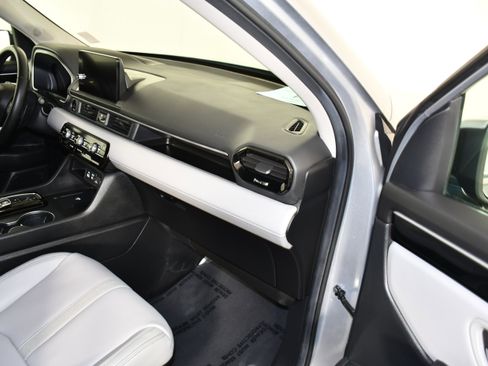 Certified 2025 Honda Pilot EX-L image 41