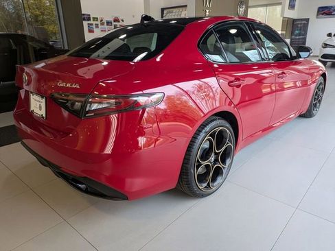 New 2025 Alfa Romeo Giulia AWD w/ Driving Assist Package image 4