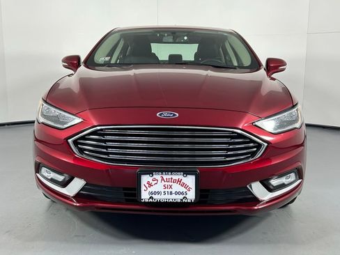 Used 2017 Ford Fusion Titanium image 2
