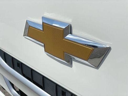 New 2024 Chevrolet Low Cab Forward 5500XG image 18