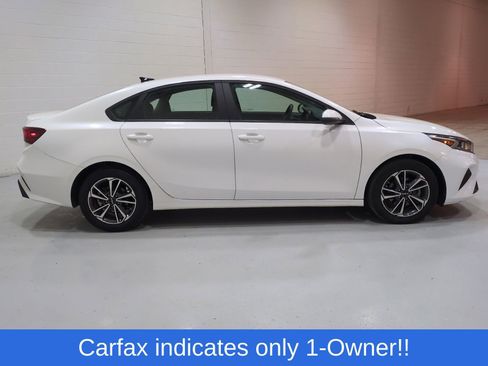 Certified 2023 Kia Forte LXS w/ LXS Technology Package FWD image 2