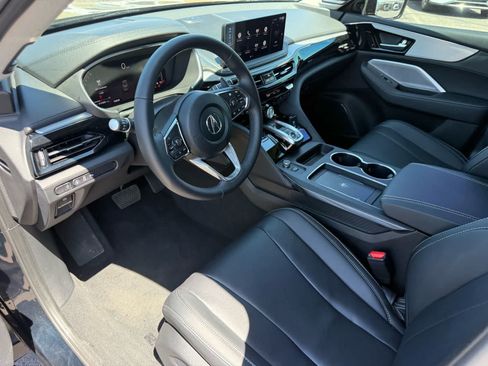 Used 2025 Acura MDX SH-AWD w/ Technology Package image 10