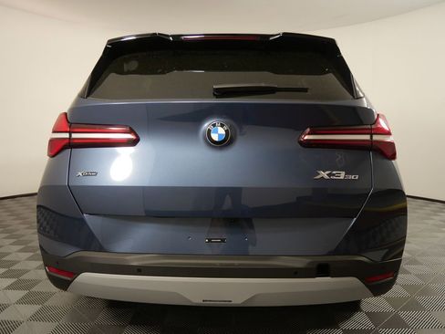 Used 2025 BMW X3 xDrive30i w/ Premium Package image 4