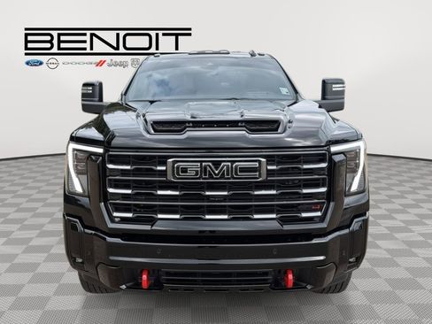Used 2026 GMC Sierra 2500 AT4 w/ AT4 Premium Plus Package AWD/4WD image 8